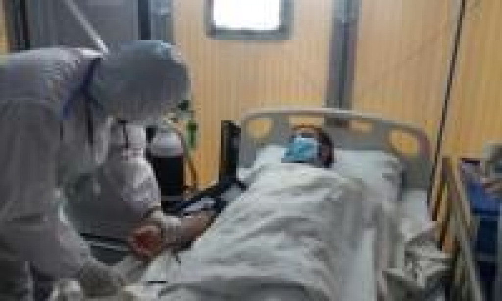 Karachi’s health facilities packed to capacity: ICUs, HDUs brimming with patients as eight more die