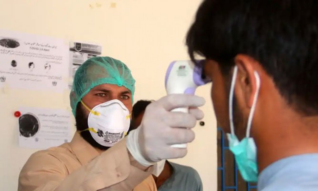 Pakistan logs over 7,000 fresh COVID-19 infections, 21 deaths in 24 hours