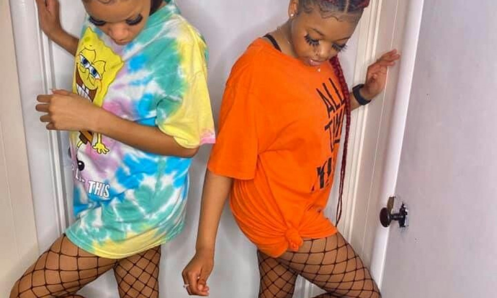 10 Best Outfit to Style With Your Friends