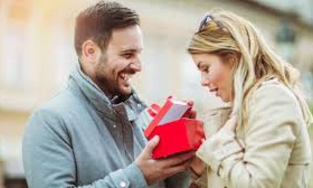 Top 7 Ways to Show Appreciation to the Love of Your Life