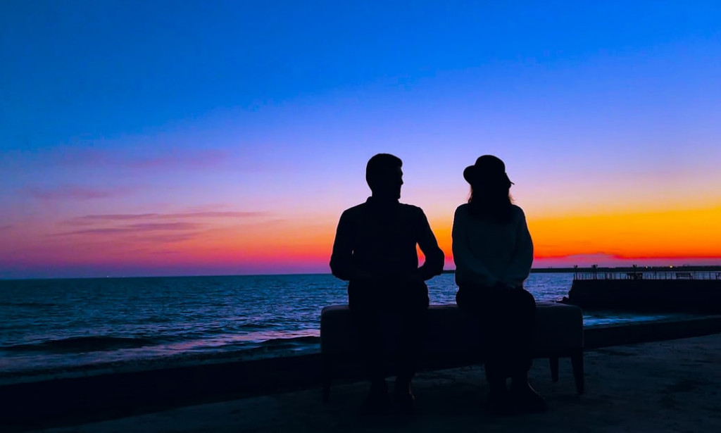 See the Latest Couple in Town.