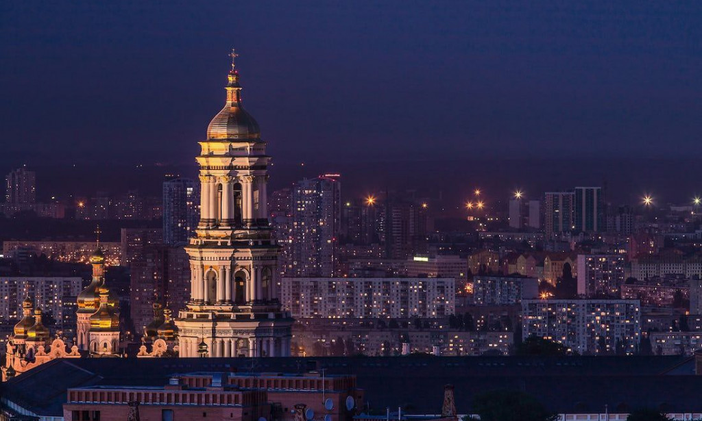 Blasts rock ammo stop in Crimea in thought Ukrainian assault