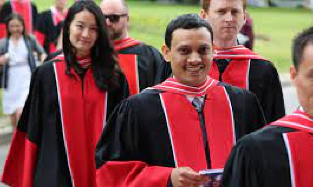 THE SIGNIFICANT OF HISTORY AND PHILOSOPHY OF SCIENCE FOR DOCTORATE STUDENT