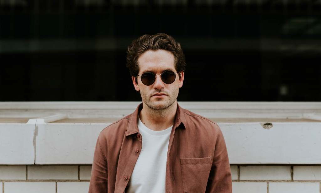 WHAT TO KNOW ABOUT UP COMING ARTIST "SWA GEE".