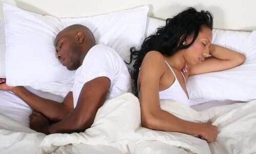 4 Signs Your Wife is Sleeping With Other Men