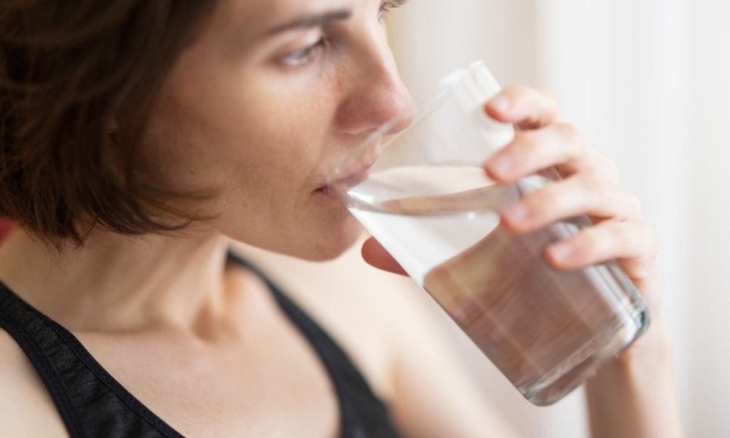 Here are the Benefits of Drinking Water  on An Empty Stomach:  Unlocking  Power of  Hydration