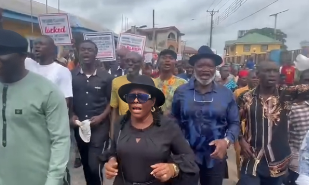 Former Rivers LG bosses  defy police order, stage protests