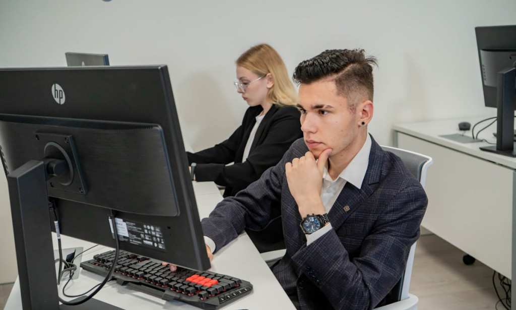 What are the tax advantages of dwelling Possession?