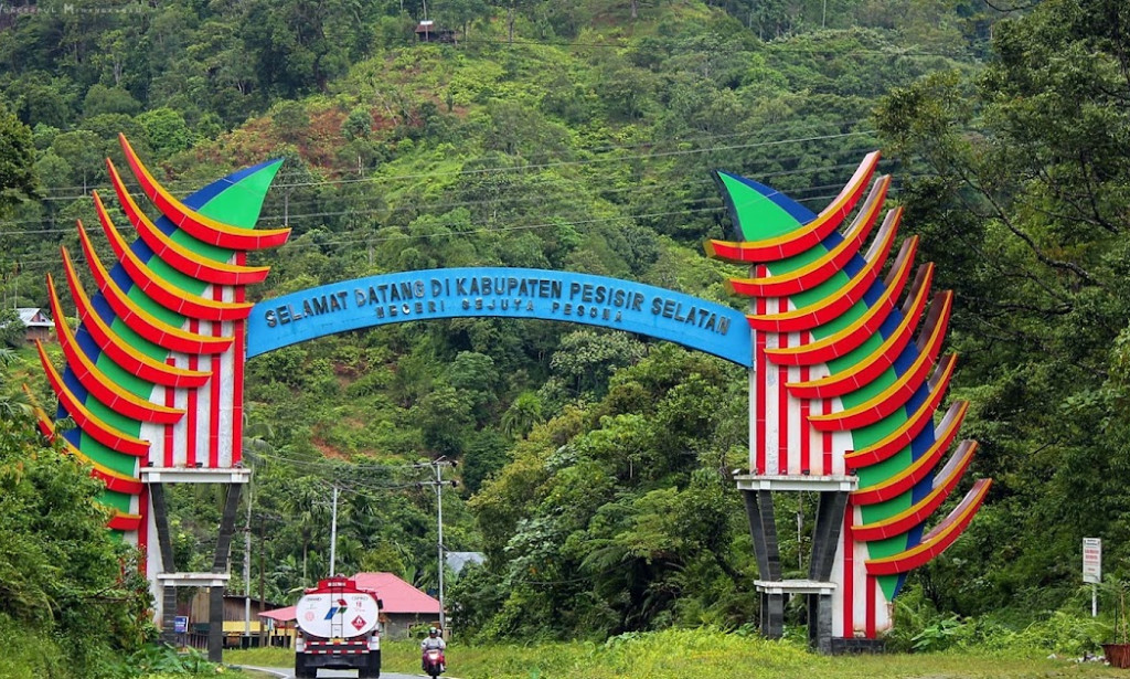 Getting to know the South Coastal Regency of West Sumatra, which is full of charming tourist attractions