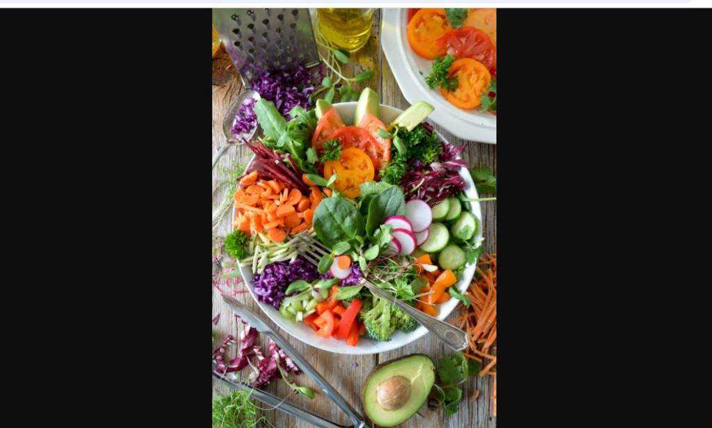 The Health Benefits of Eating Raw Food