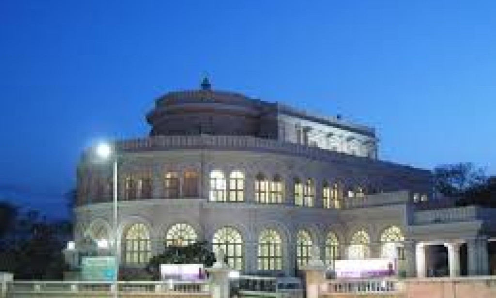 History of ICE HOUSE