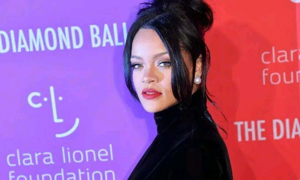 Rihanna Celebrates 20 Years in Music, Expresses Gratitude