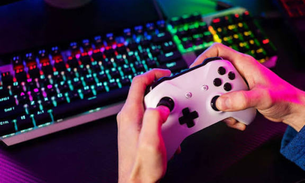 Cloud Gaming vs. Console Gaming: Which Wins in 2025?
