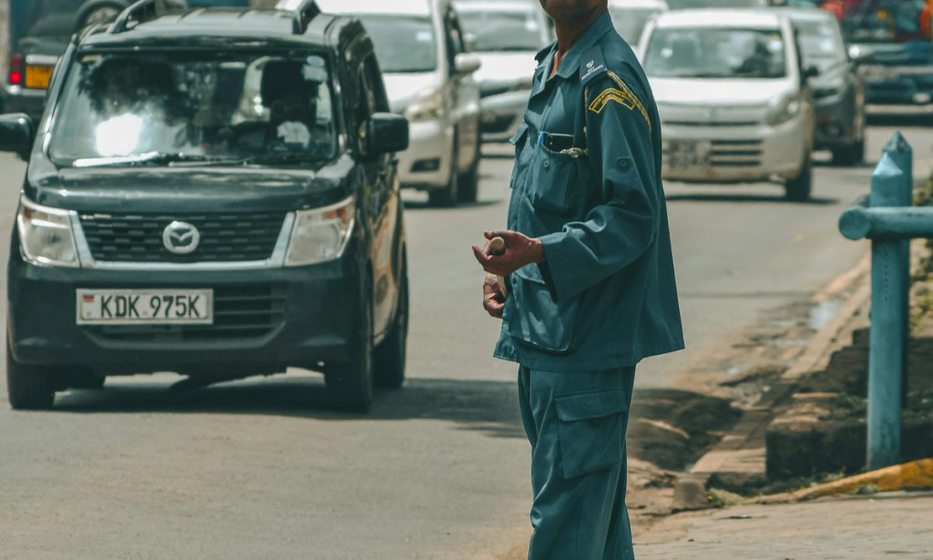 THE BRIBES TAKEN BY KENYAN TRAFFIC POLICE IS RETROGRESSION TO THE ECONOMY
