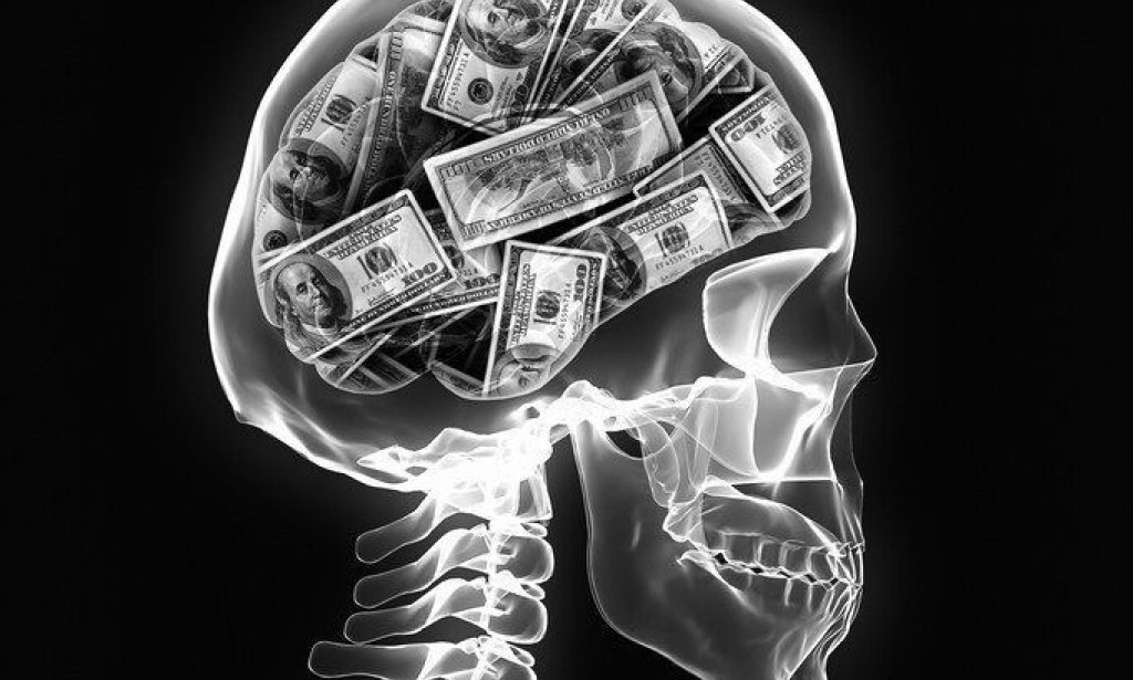 How Creators Are Making $$$ Selling AI Prompt Packs in 2025 💡📦