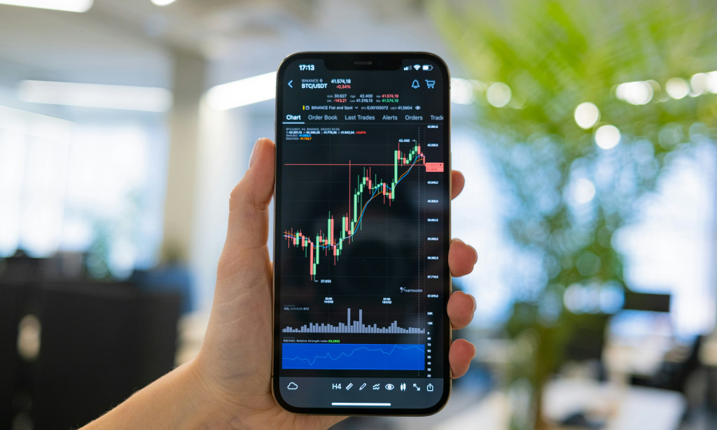 3 APK Trading Legal OJK Modal Rp10rb, Cocok Buat Pemula 2026