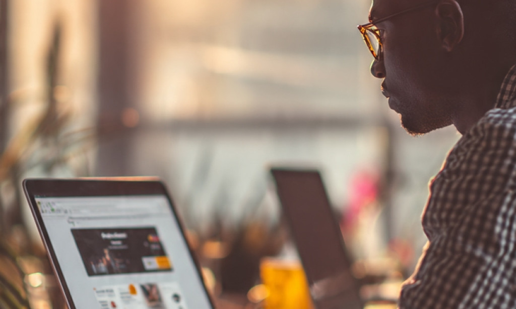 No Product? No Problem. Start Affiliate Marketing with Your Phone Today